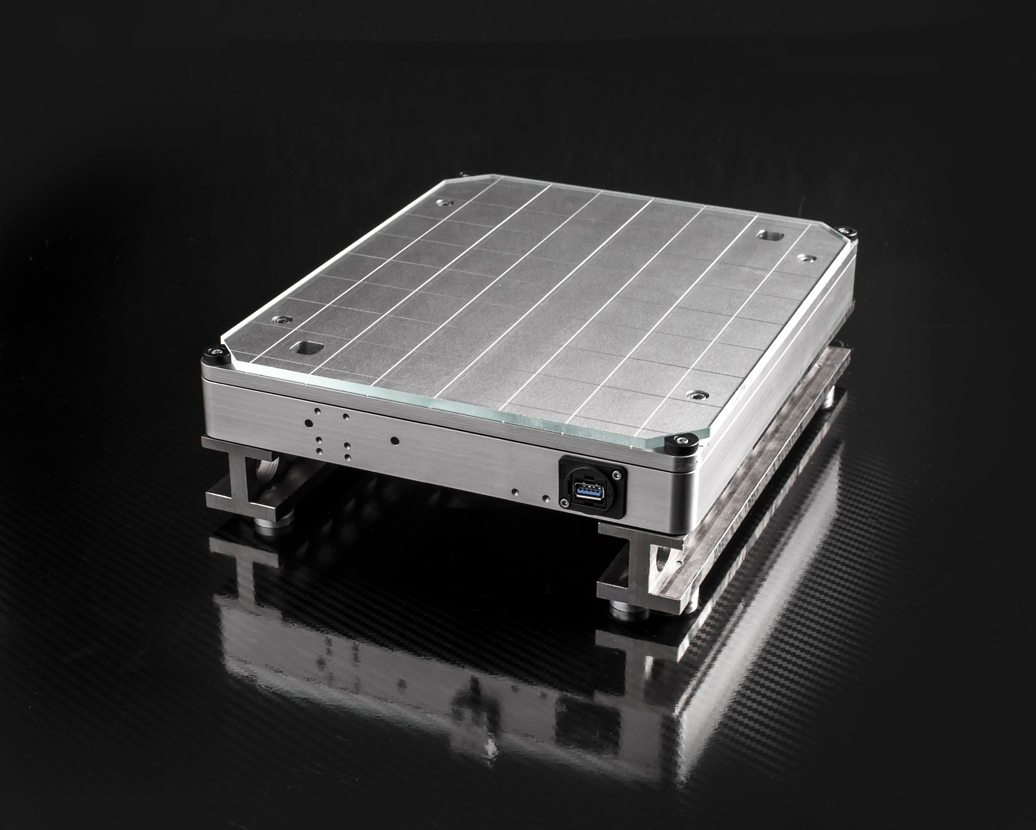 Cmprint2-Expert-with-glass